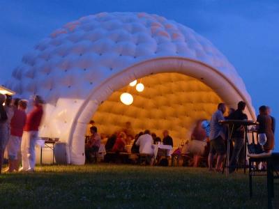 Eventdome - aufblasbares Eventzelt mit großer Eingangsöffnung